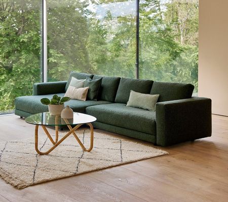 CUSTOM OEM & ODM VELVET SECTIONAL L‑SHAPED SOFA. ELEGANT UPHOLSTERED DESIGN WITH CUSTOMIZABLE SIZE, FABRIC AND COLOUR. IDEAL FOR CONTEMPORARY LIVING ROOM, APARTMENT, VILLA AND HOTEL COMMERCIAL PROJECT