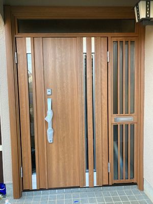 OEM/ODM Customized Door Solutions for Hotels with Solid Wood Frame From China-Double Wood Door product