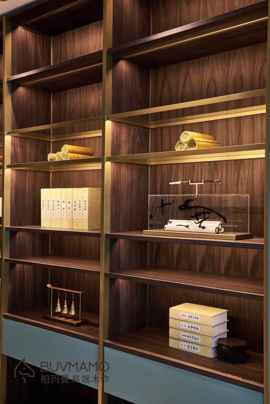                    Customized Solid Wood Chair for Hotel Villa Resort Apartment and Project Set             