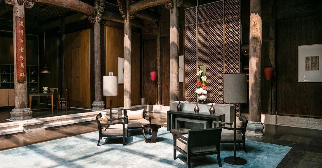 Custom Teak Apartment Furniture Apartment Size Sofa Wire Drawing Finsih