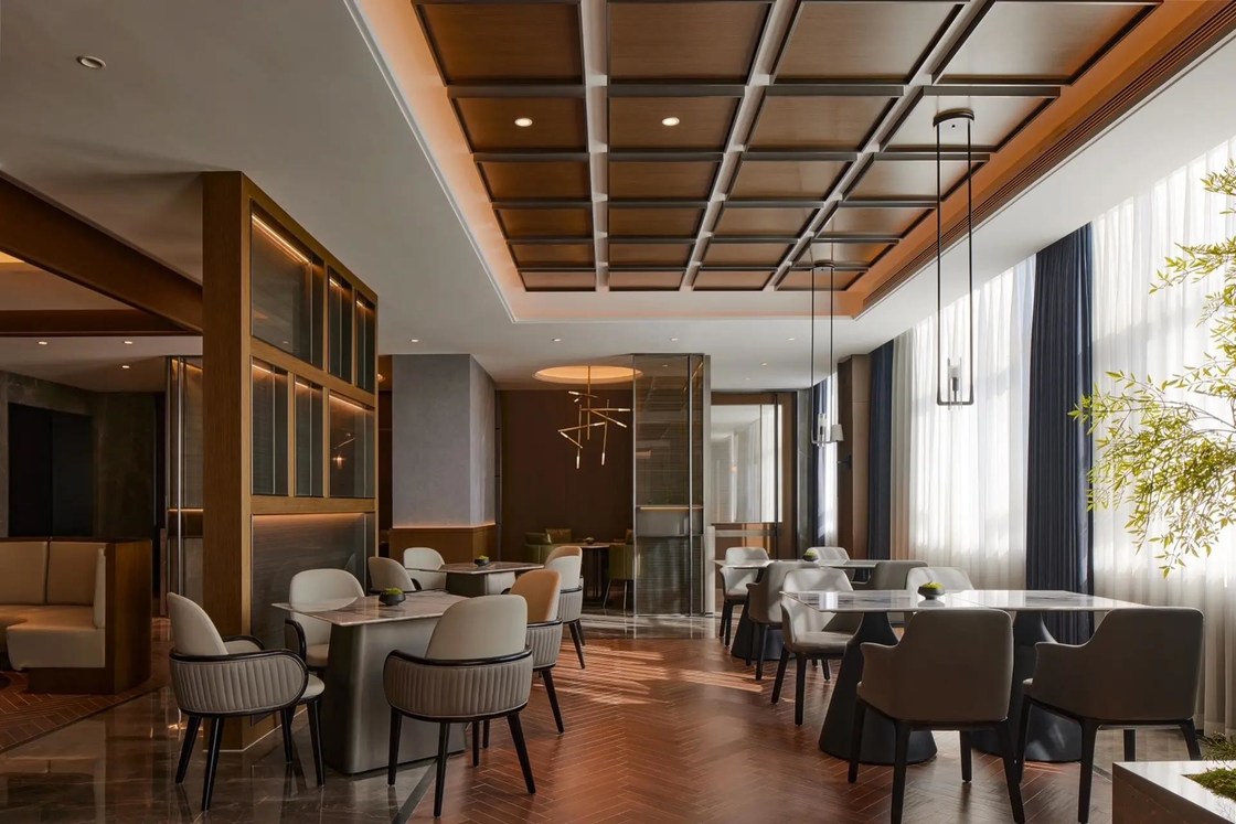 Luxury Marble Dining Table Set 4 & 6 Chair Modern Style Solid Wood Frame