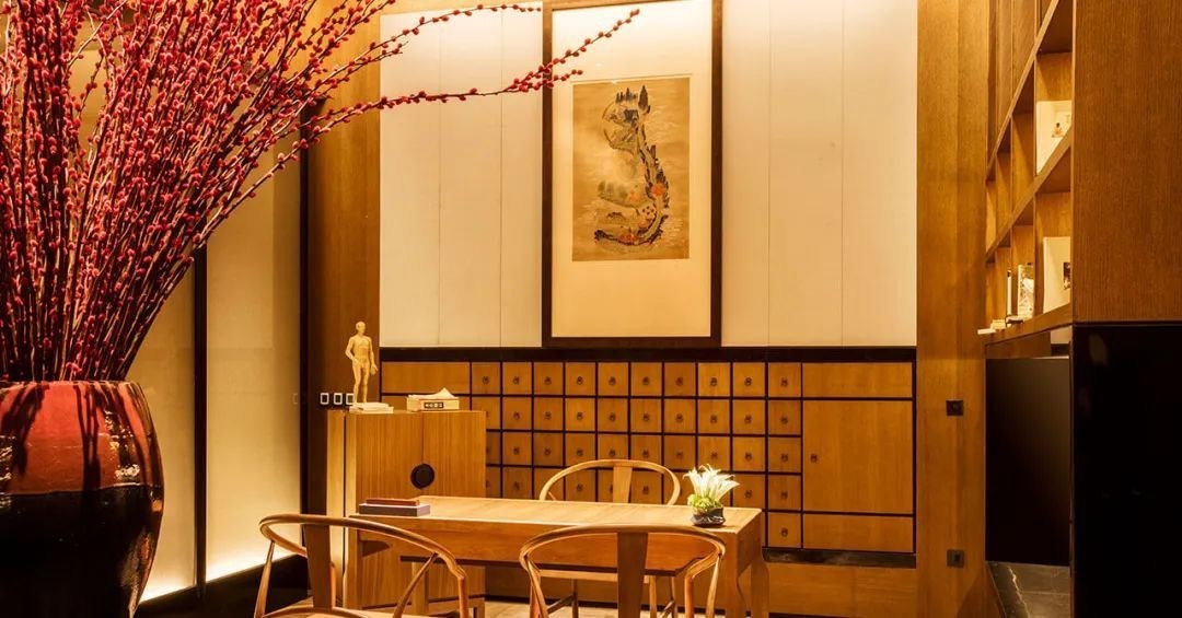 OEM/ODM Customized Elegant Office Furniture with Solid Wood Frame for Commercial