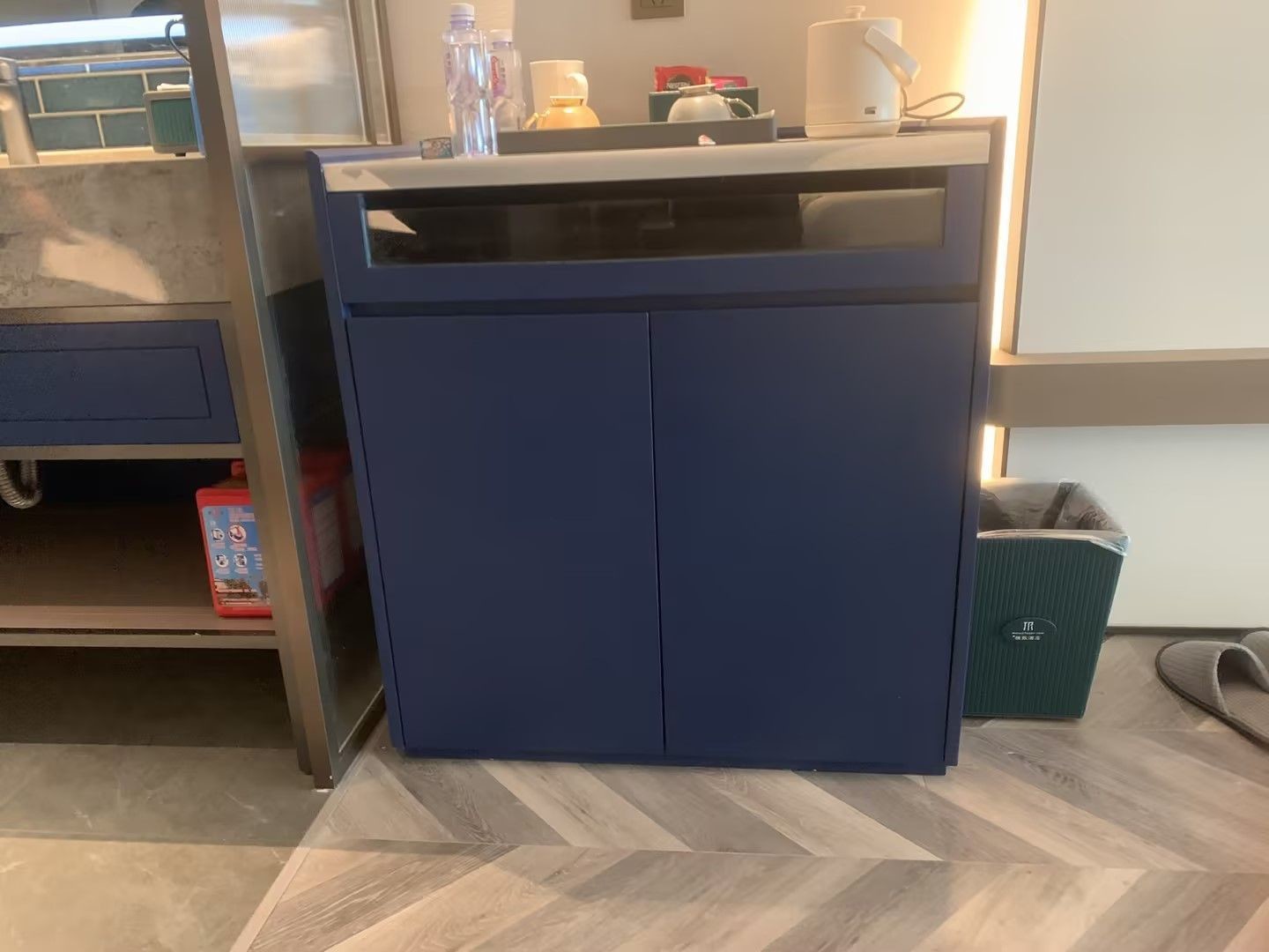                    Guangdong China Factory New Modern Commercial Wooden Furniture for Hotel Bedroom Hospitality Resort             