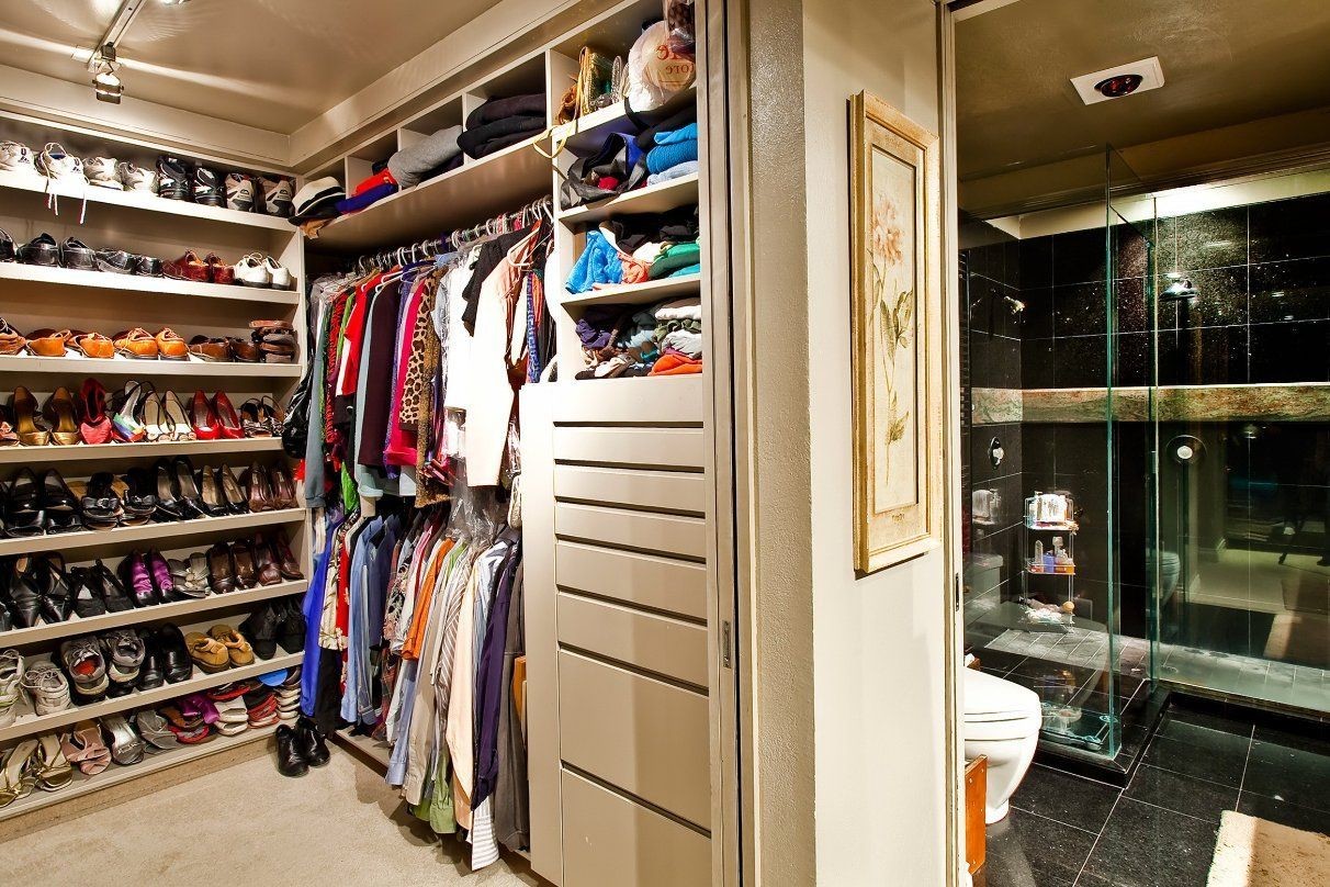 Laminate Versatile Cabinet  Adjustable Bedroom  Solid Wood Pantry Cabinet