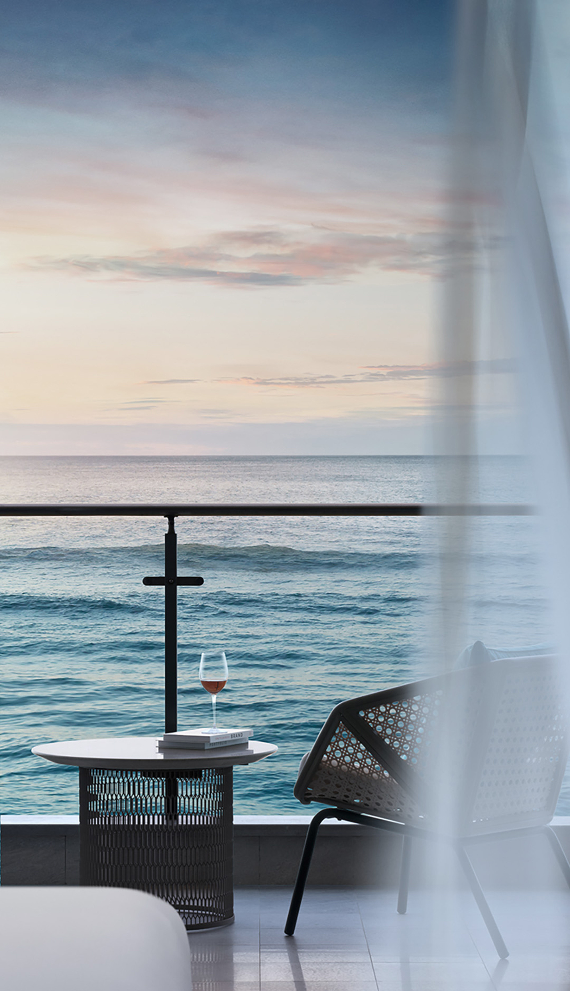 Sandalwood Cherry Villa House Furniture Lounge Dining Set Ss304