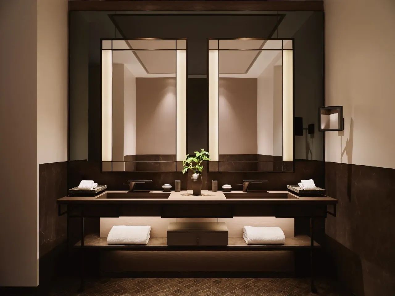 560mm Hotel Furniture 2000mm  Customized  Modern Lounge Chair