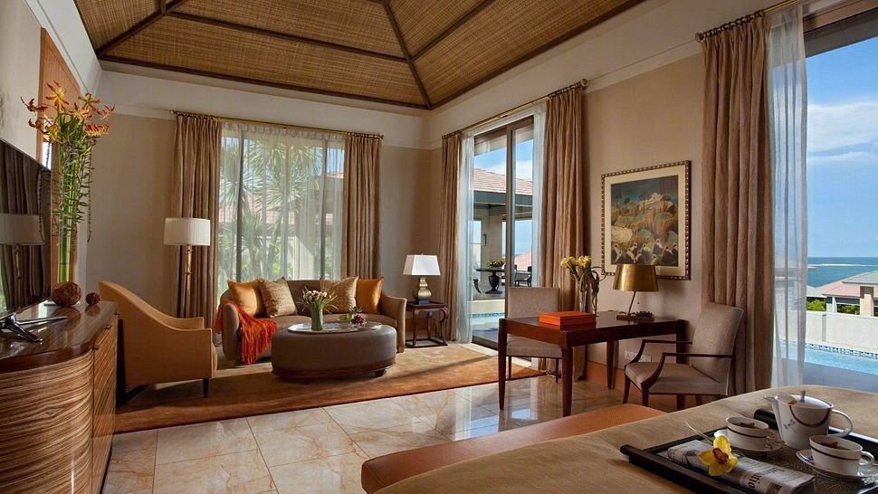 OEM/ODM Custom solid wood frame Elegant luxury Living Room Modern Furniture Collection Sets for Villa