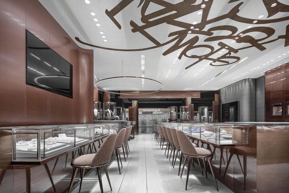 DISPLAY CABINET: A HIGH-QUALITY, MODERN STORAGE AND DISPLAY PIECE DESIGNED FOR SHOWCASING VARIOUS ITEMS (SUCH AS HANDICRAFTS, JEWELRY, COSMETICS, COLLECTIBLES, AND RETAIL GOODS).