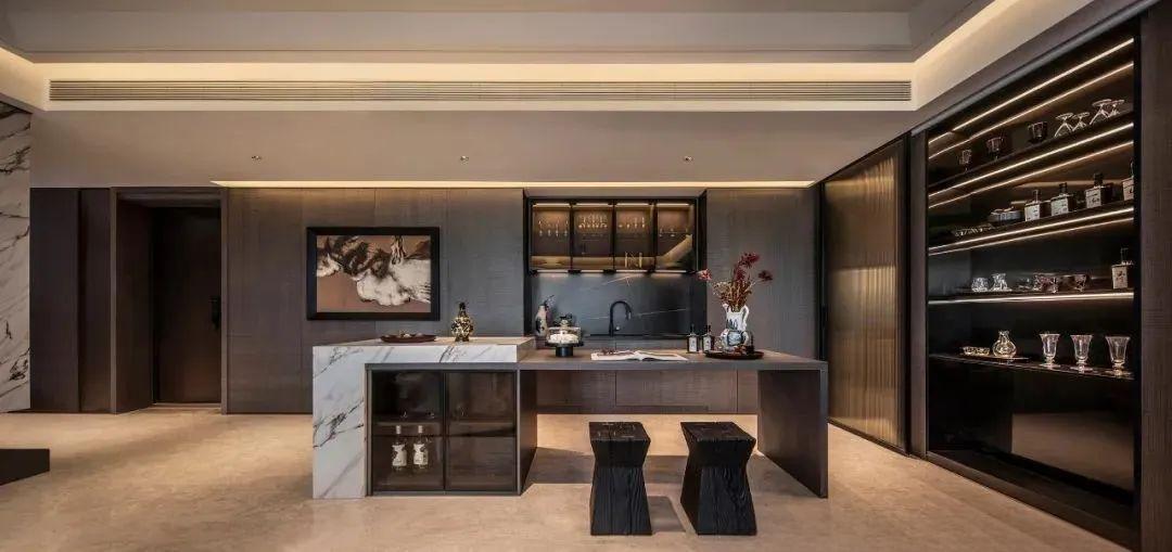 OEM/ODM CUSTOM MODERN LUXURY HOTEL LIVING & DINING FURNITURE SET | MARBLE COFFEE TABLE, L-SHAPED LEATHER SOFA, MARBLE KITCHEN ISLAND & ROUND DINING TABLE FOR VILLA & HIGH-END RESIDENTIAL