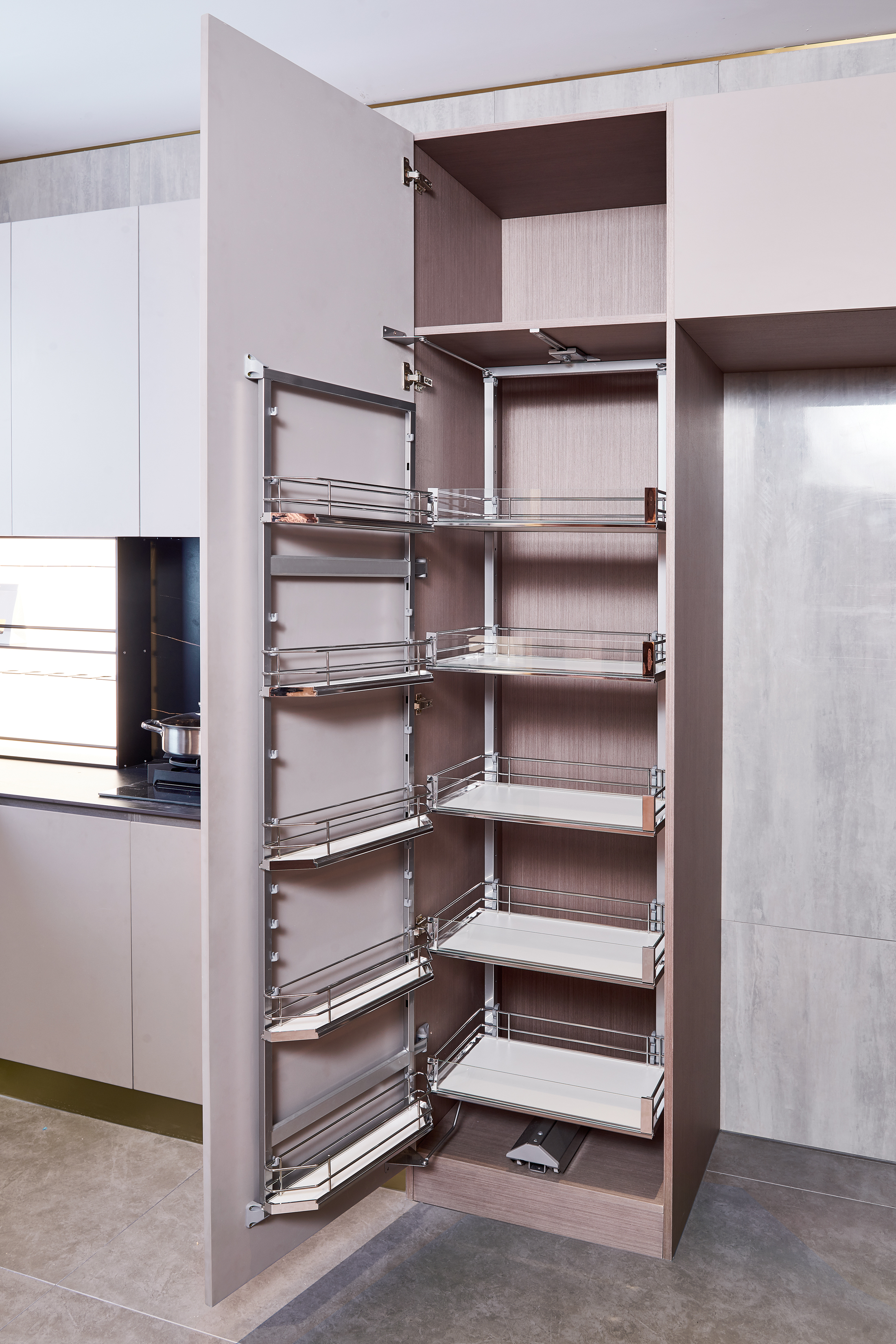 CUSTOM WINE CABINETS & WALK-IN PANTRIES | OEM/ODM SERVICE WITH PREMIUM MATERIALS & CUSTOM CABINETS WITH SOFT-CLOSE & SMART ORGANIZERS